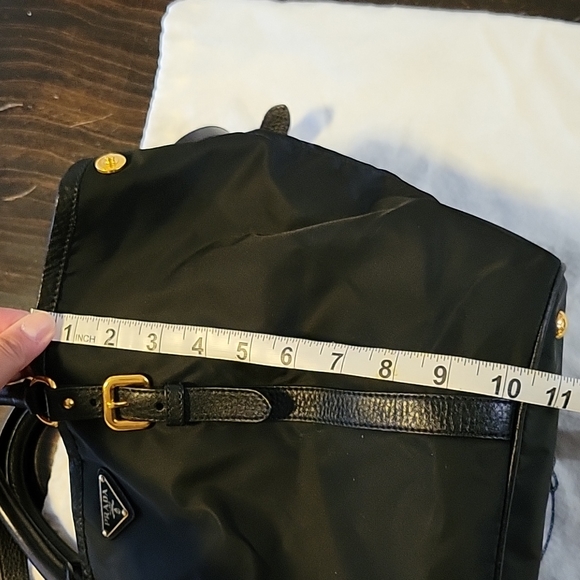 Authentic Prada nylon tote bag in good condition - Picture 15 of 16